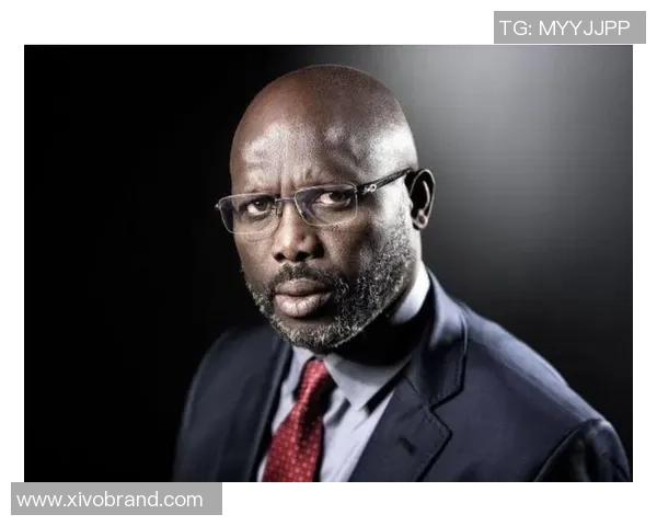 足球明星如何从绿茵场走向总统宝座的传奇之路